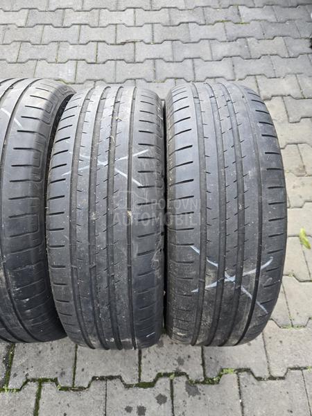 Vredestein 205/60 R16 Letnja