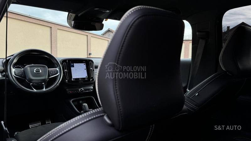 Volvo XC40 2.0/D3/R-DESING/FUL