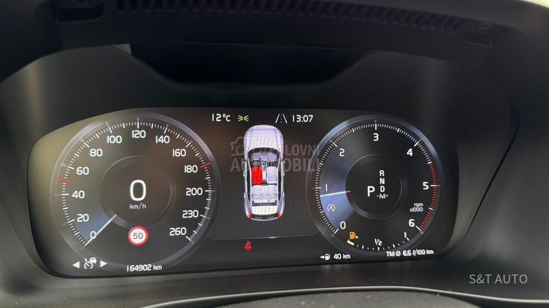 Volvo XC40 2.0/D3/R-DESING/FUL