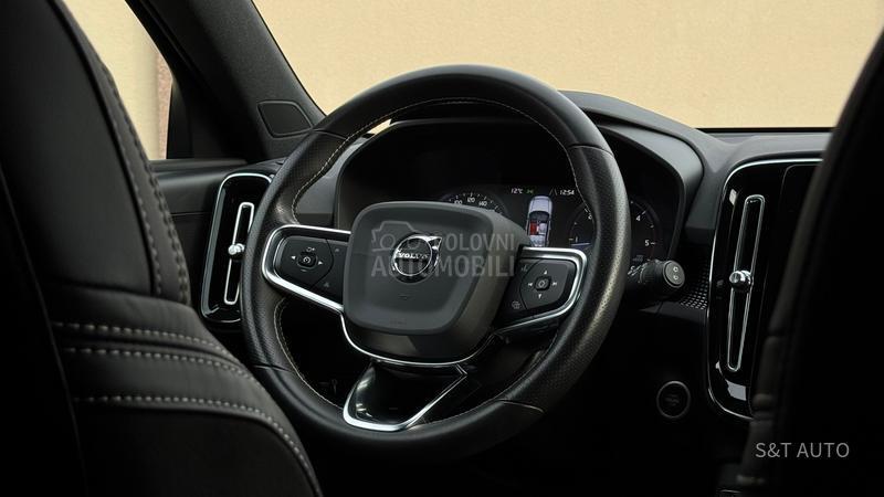 Volvo XC40 2.0/D3/R-DESING/FUL