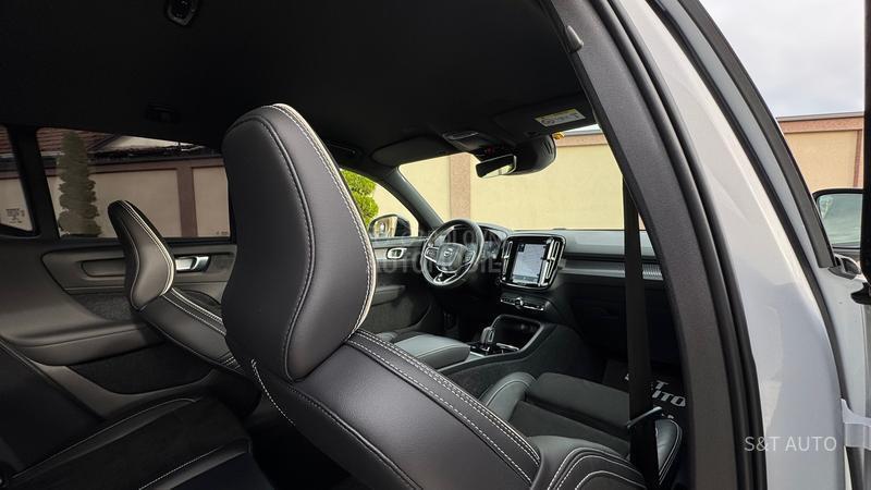 Volvo XC40 2.0/D3/R-DESING/FUL