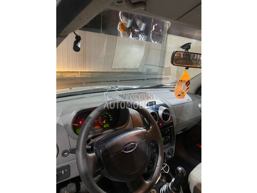 Ford Fusion 1.4 TDCI CENA HIT