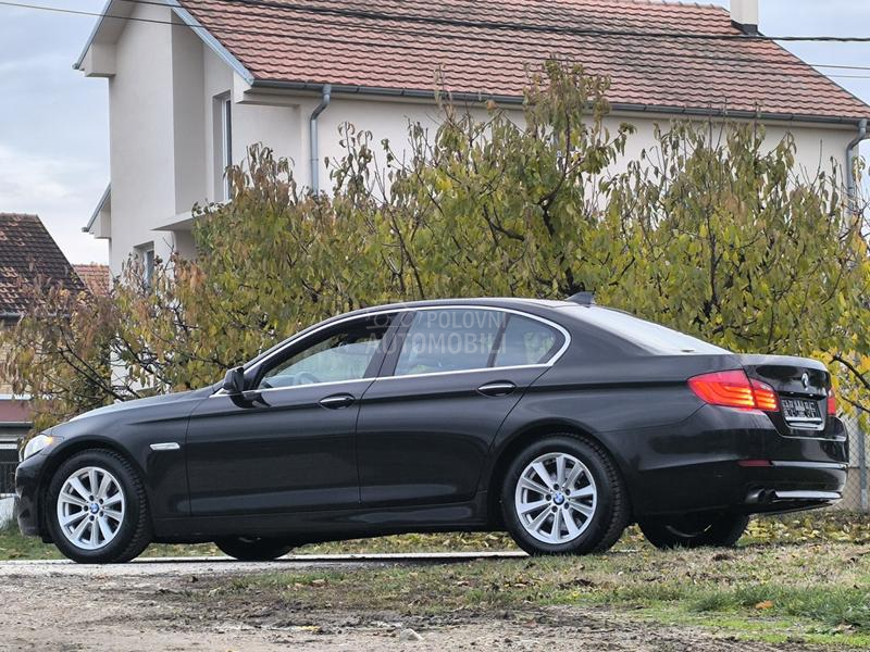BMW 520 2.0D AUTOM XEN/NAV
