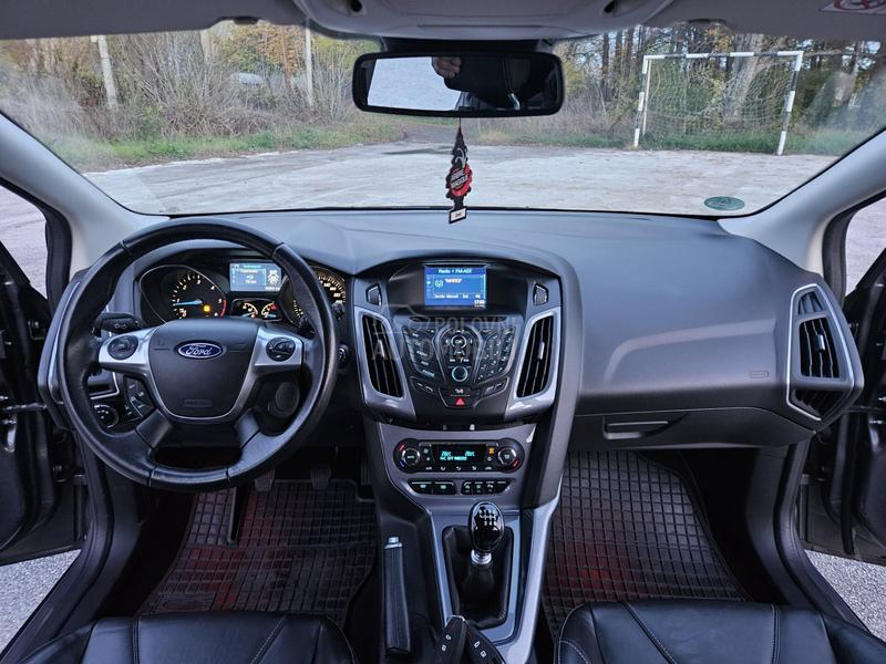 Ford Focus 1.6 TDI. FUL NOV