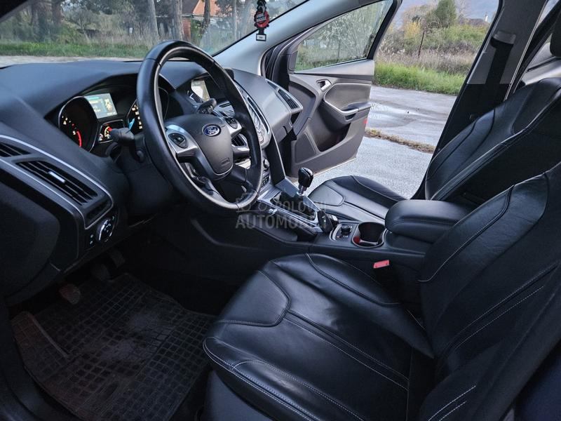 Ford Focus 1.6 TDI. FUL NOV