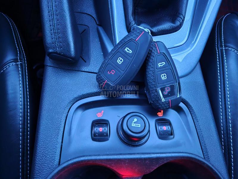 Ford Focus 1.6 TDI. FUL NOV