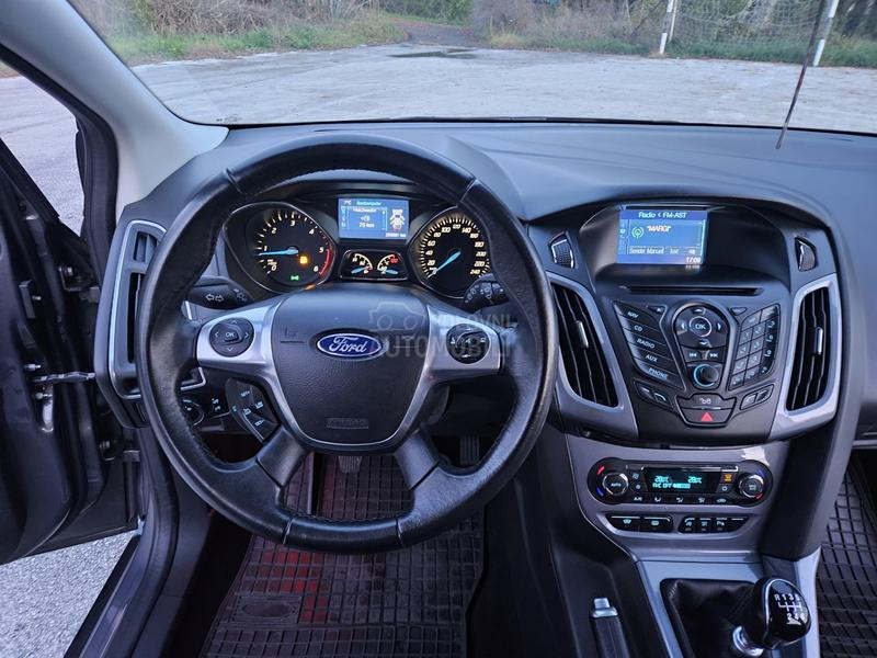 Ford Focus 1.6 TDI. FUL NOV