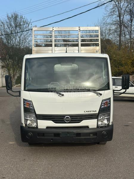 Nissan Cabstar
