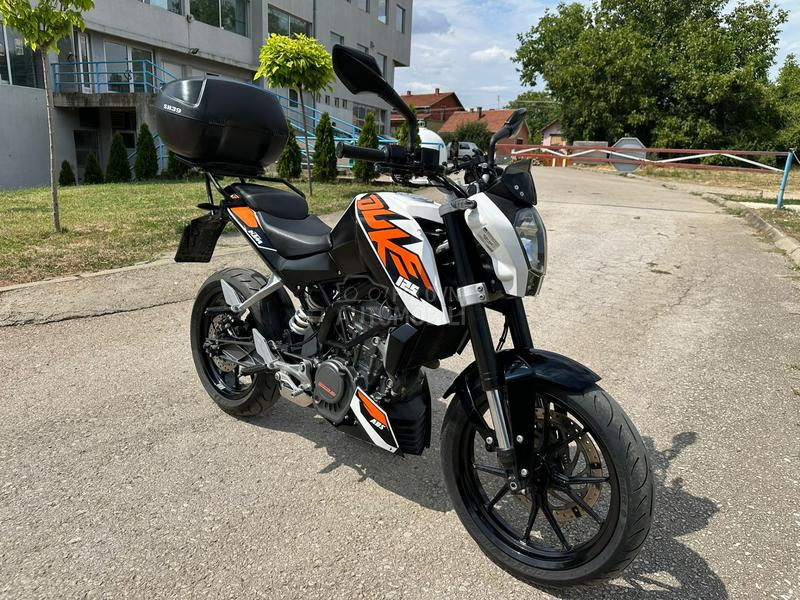 KTM Duke 125