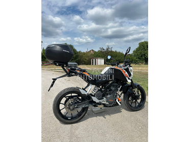 KTM Duke 125