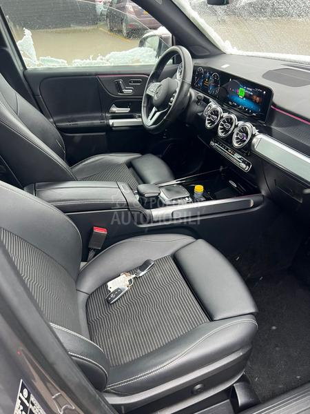 Mercedes Benz GLB 200 pano, distronic T0P