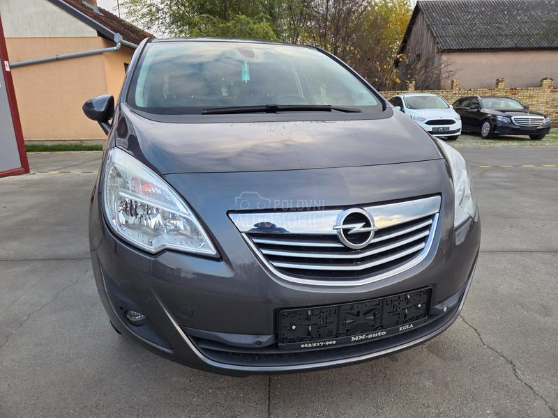 Opel Meriva 1.3CDTi  COSMO