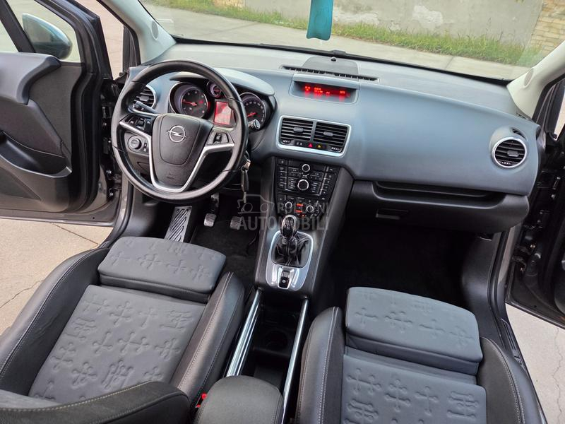 Opel Meriva 1.3CDTi  COSMO