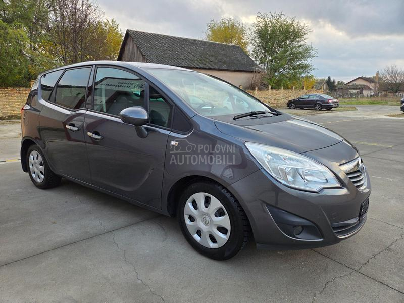 Opel Meriva 1.3CDTi  COSMO