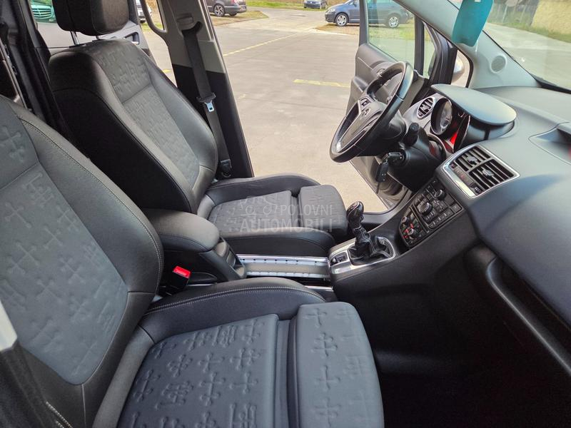 Opel Meriva 1.3CDTi  COSMO