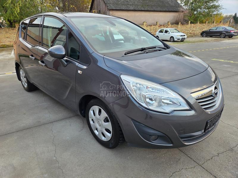 Opel Meriva 1.3CDTi  COSMO