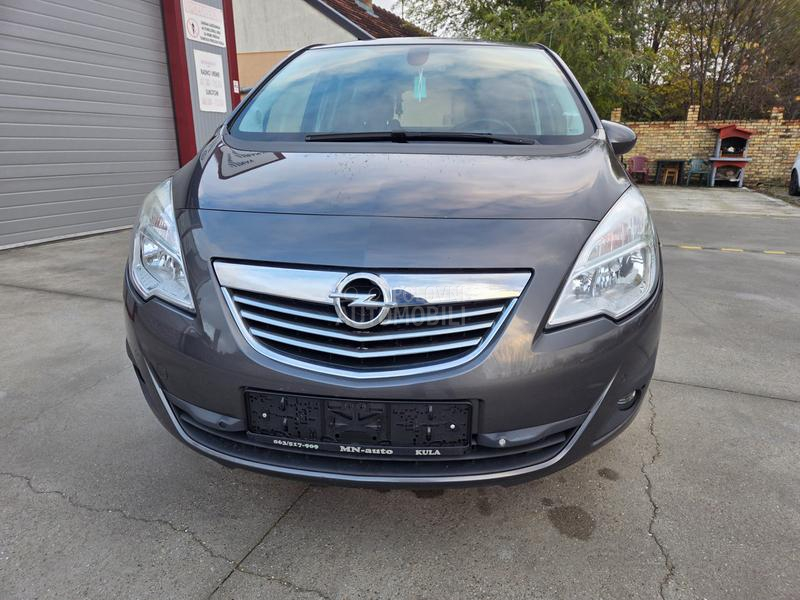 Opel Meriva 1.3CDTi  COSMO