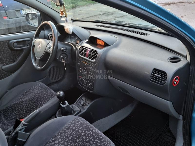Opel Corsa C 1.4b/CH/BUKVALNO N0V