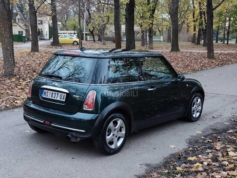 MINI One OČUVAN