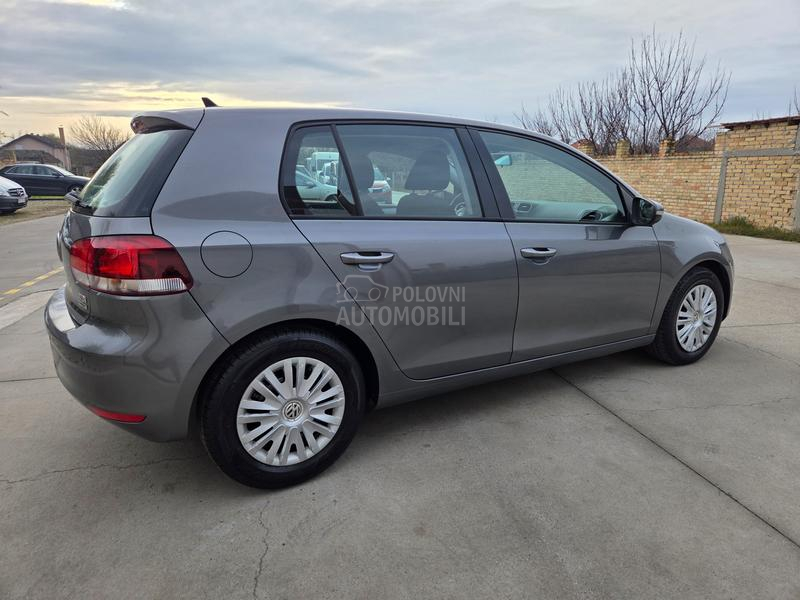 Volkswagen Golf 6 1.6TDi COMFORTLINE
