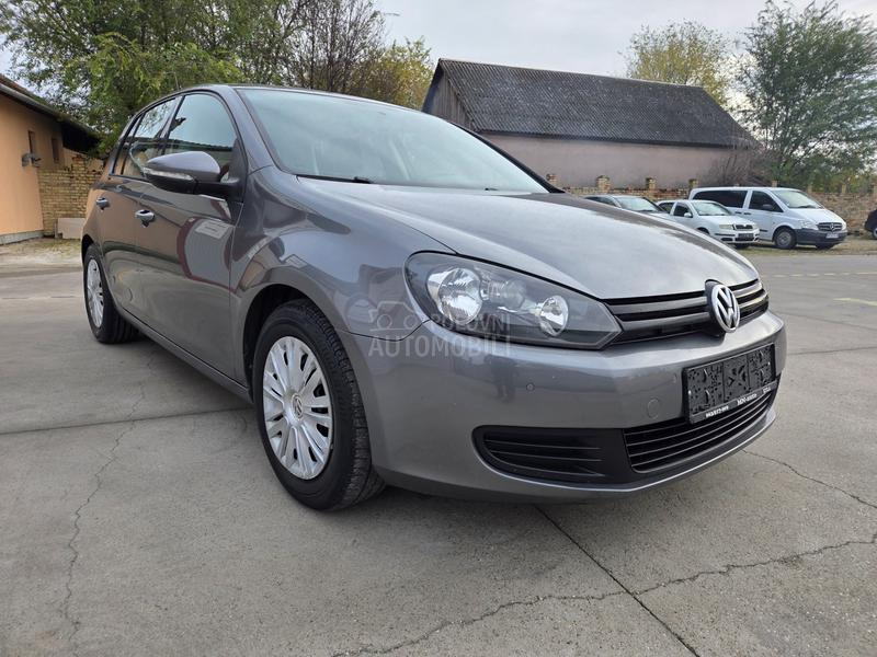 Volkswagen Golf 6 1.6TDi COMFORTLINE