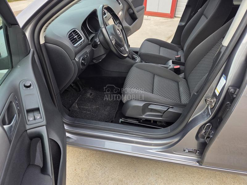 Volkswagen Golf 6 1.6TDi COMFORTLINE