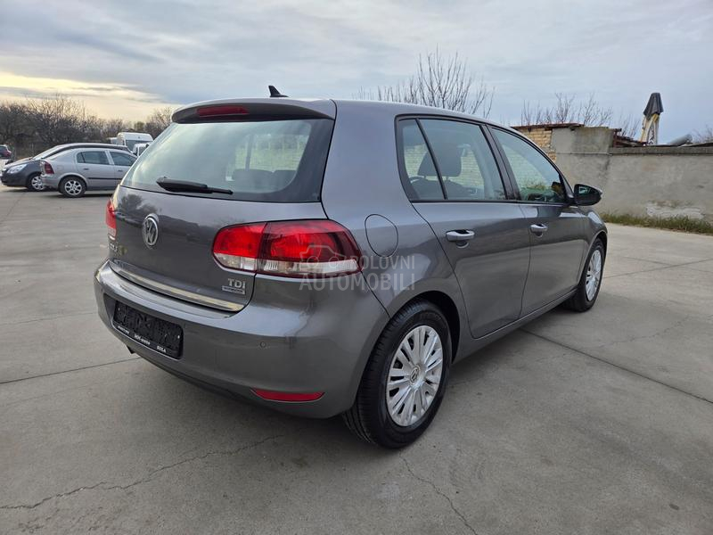 Volkswagen Golf 6 1.6TDi COMFORTLINE