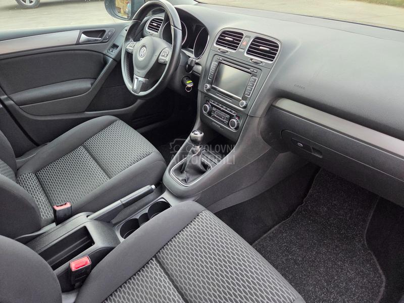 Volkswagen Golf 6 1.6TDi COMFORTLINE
