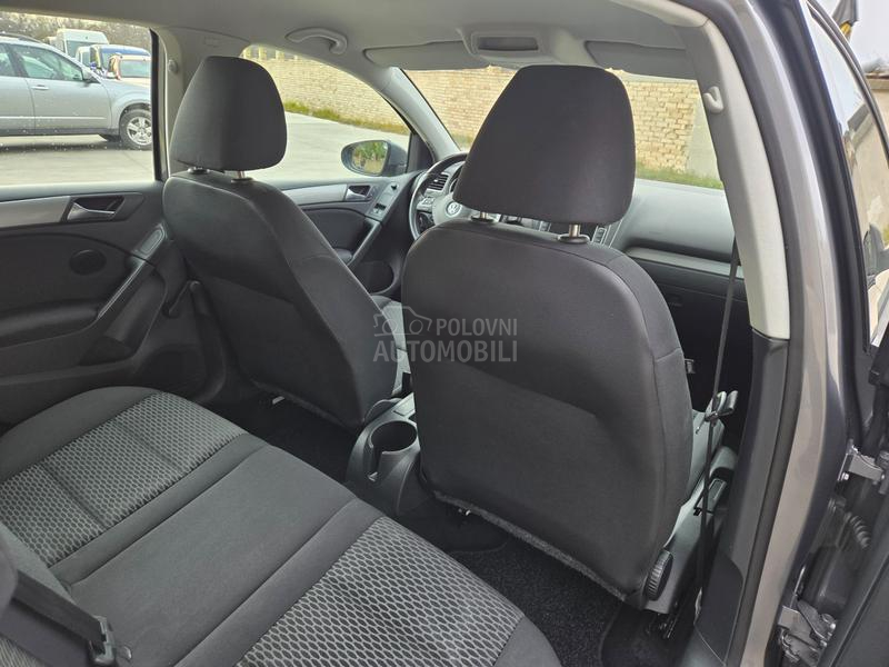 Volkswagen Golf 6 1.6TDi COMFORTLINE