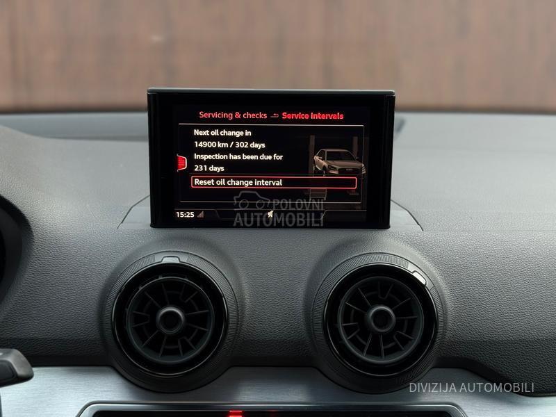 Audi Q2 3xS-line/Auto/Kamera