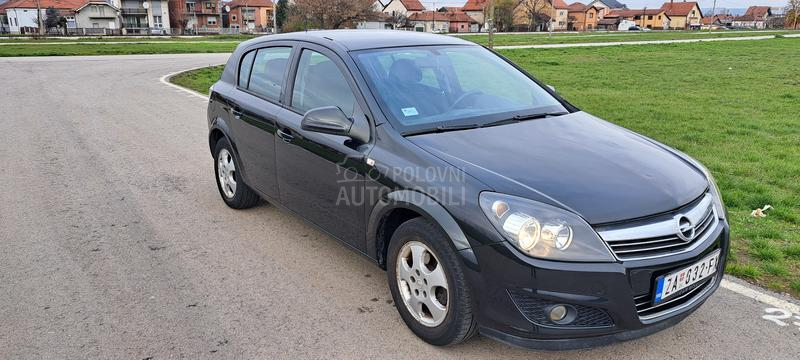 Opel Astra H 