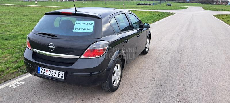 Opel Astra H 