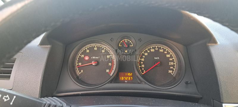 Opel Astra H 