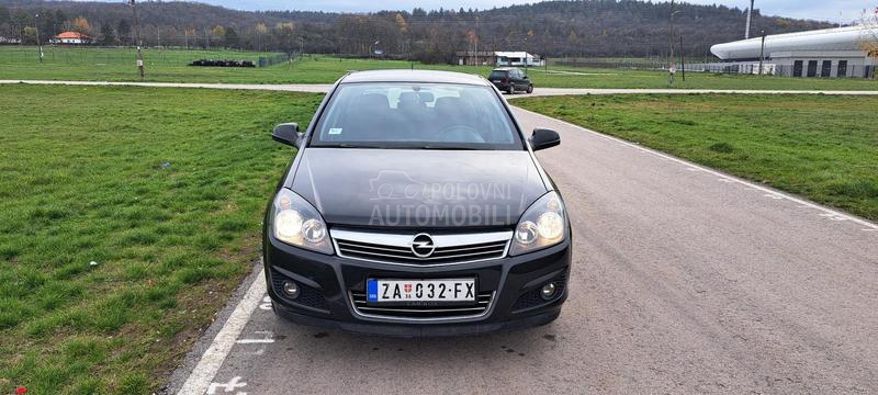 Opel Astra H 