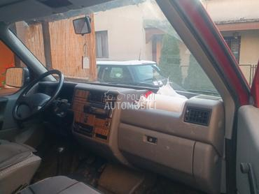 Volkswagen Multivan 2,4