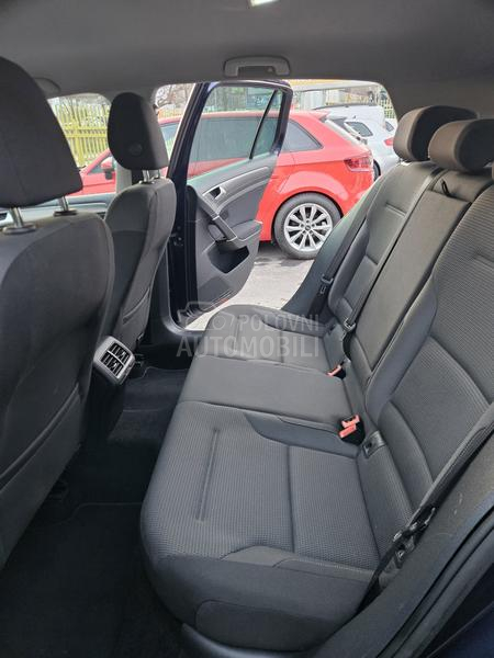 Volkswagen Golf 7 1.6TDI 77K.W /N.O.V/