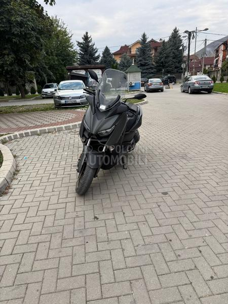 Yamaha XMAX tec