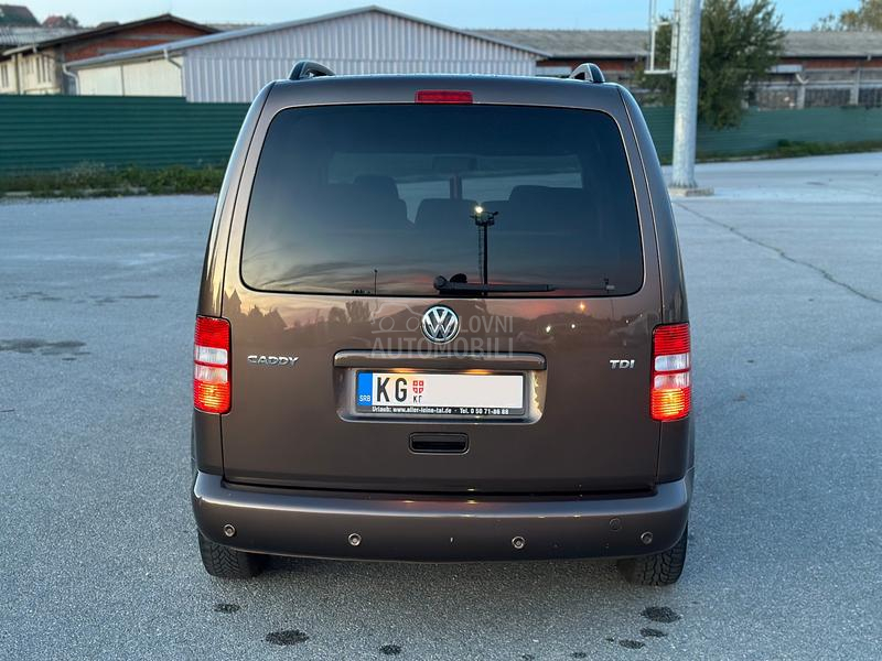 Volkswagen Caddy 1.6 TDI 7 SED
