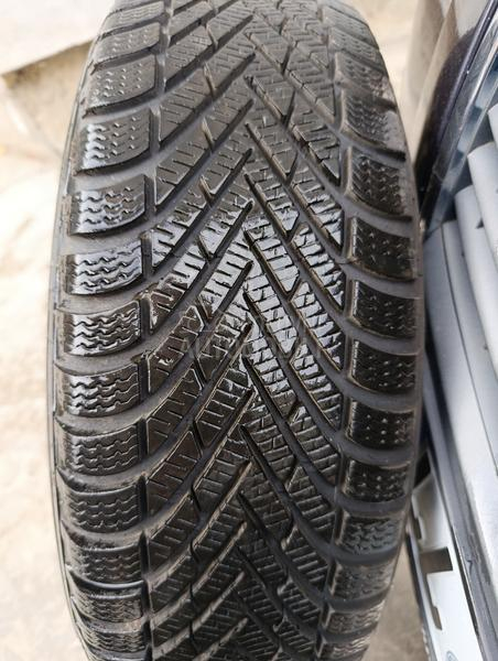 Pirelli 195/65 R15 Zimska