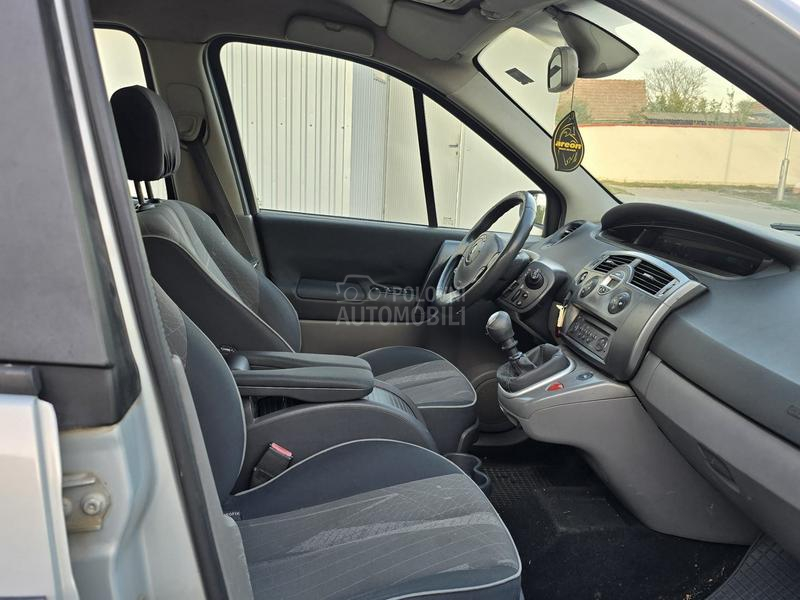 Renault Scenic 1.9 DCI