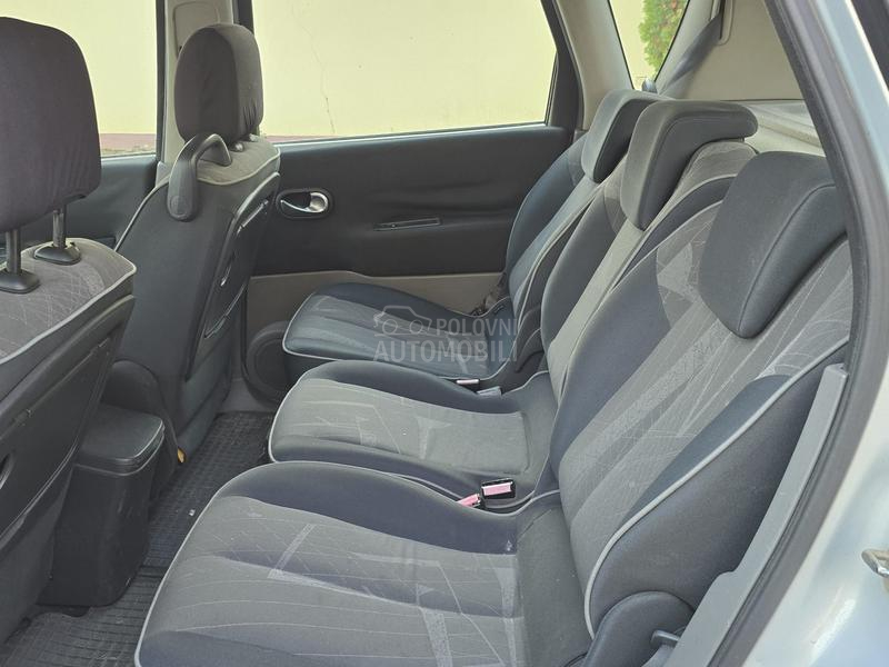 Renault Scenic 1.9 DCI