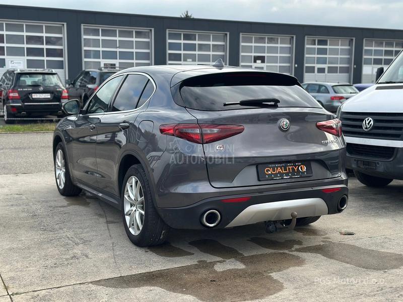 Alfa Romeo Stelvio 2.0 Q4