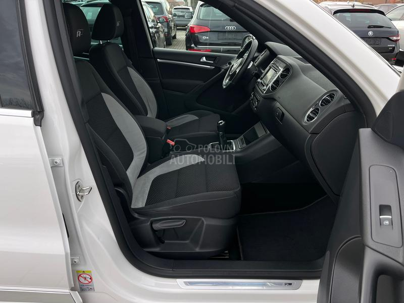 Volkswagen Tiguan R-LINE  4x4 CH