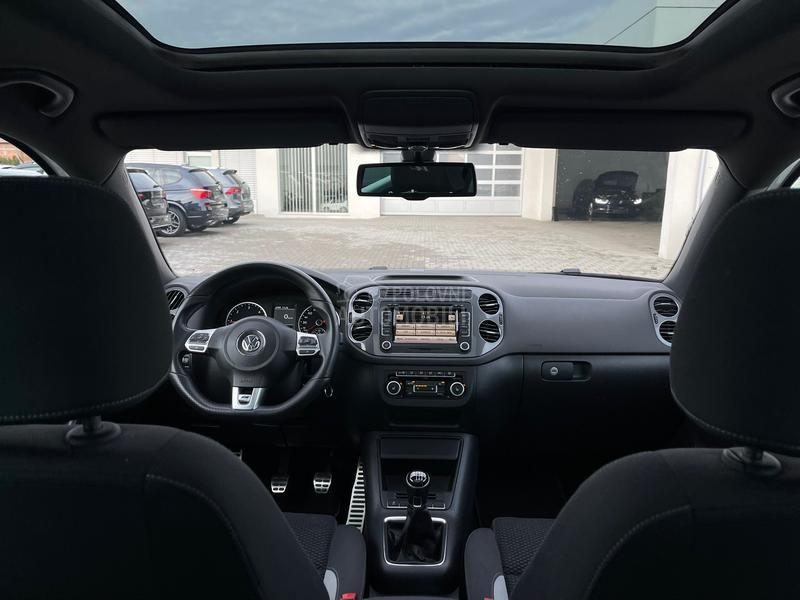 Volkswagen Tiguan R-LINE  4x4 CH