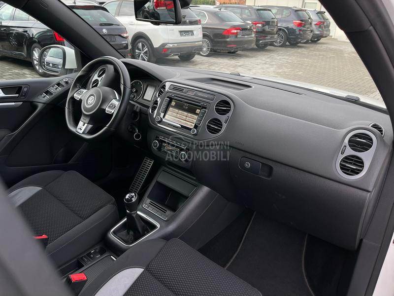 Volkswagen Tiguan R-LINE  4x4 CH