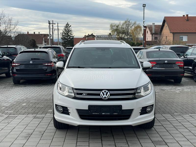 Volkswagen Tiguan R-LINE  4x4 CH