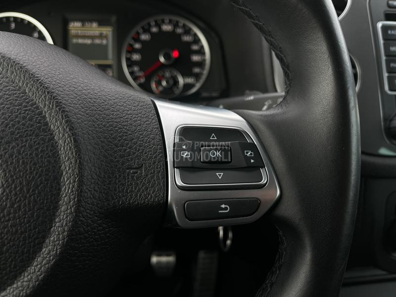 Volkswagen Tiguan R-LINE  4x4 CH