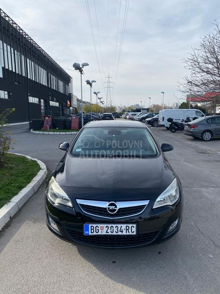 Opel Astra J 1.4