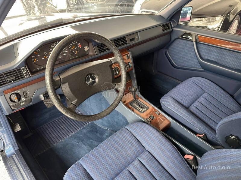 Mercedes Benz W124 260E