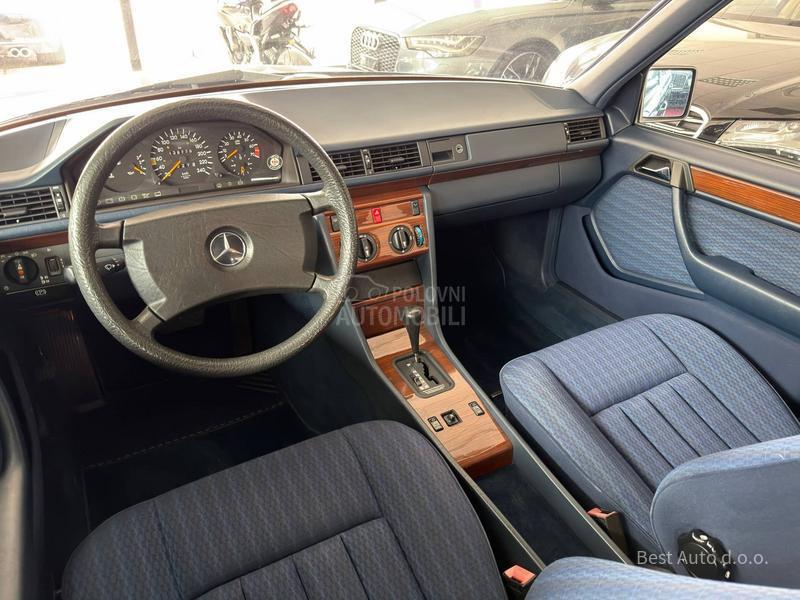 Mercedes Benz W124 260E